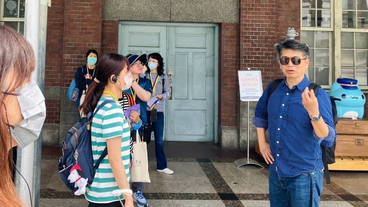 王校長帶領走讀古蹟建築