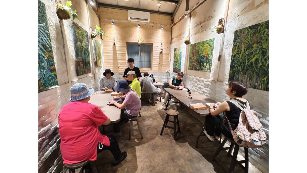 三義霧鹿奇途，創生鹿角蕨工作室