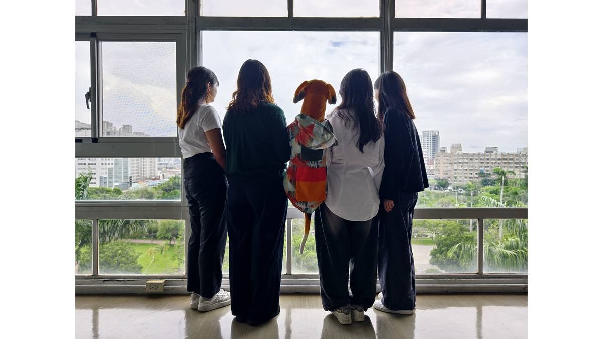 邊角料的奇蹟：女大生5女力 給地球的擁抱 (再寵生活團隊)。攝於台中社會創新實驗基地。