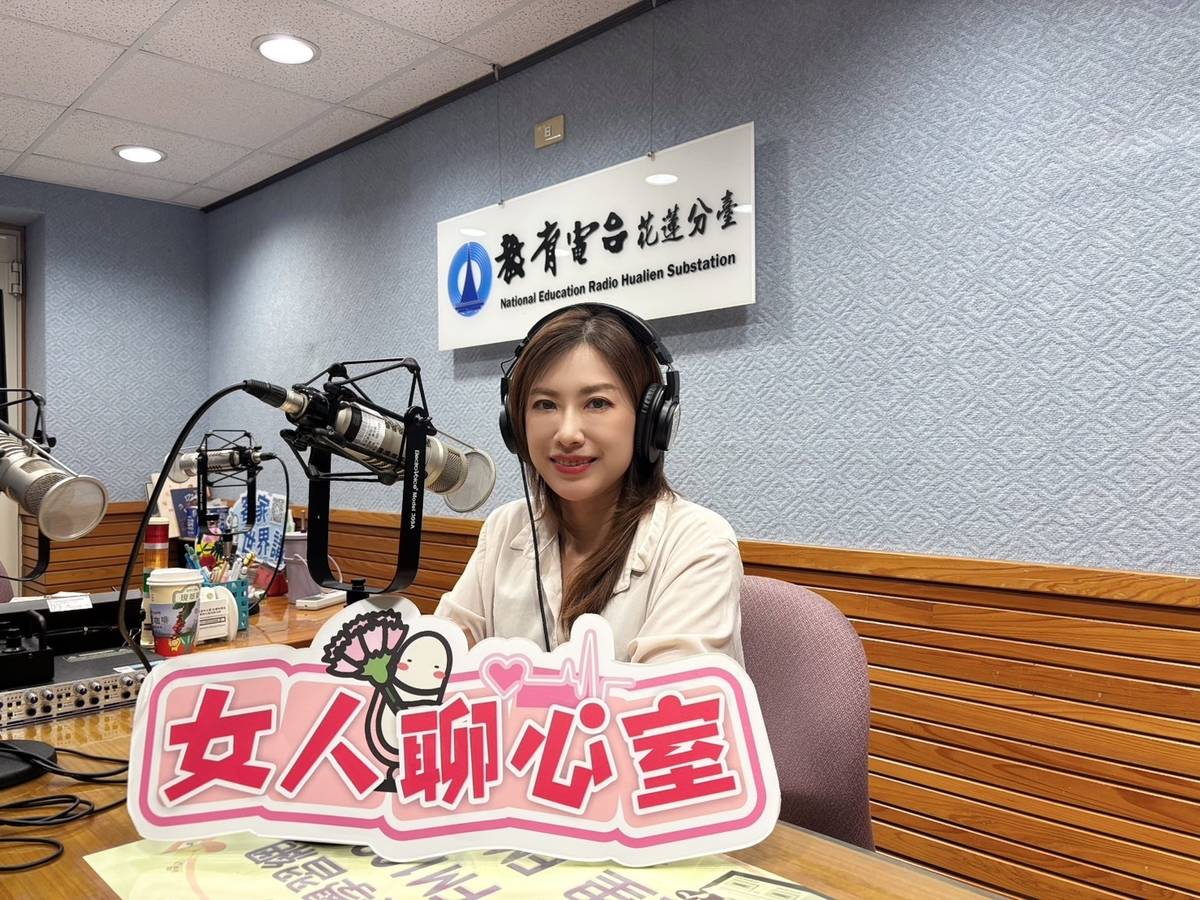 來賓：李佳穎/老師