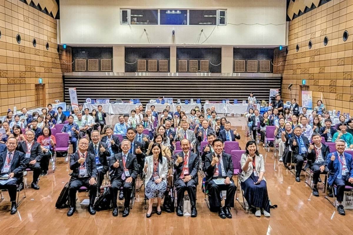 「2025臺灣日本人才培育座談會暨教育展」與會者合影