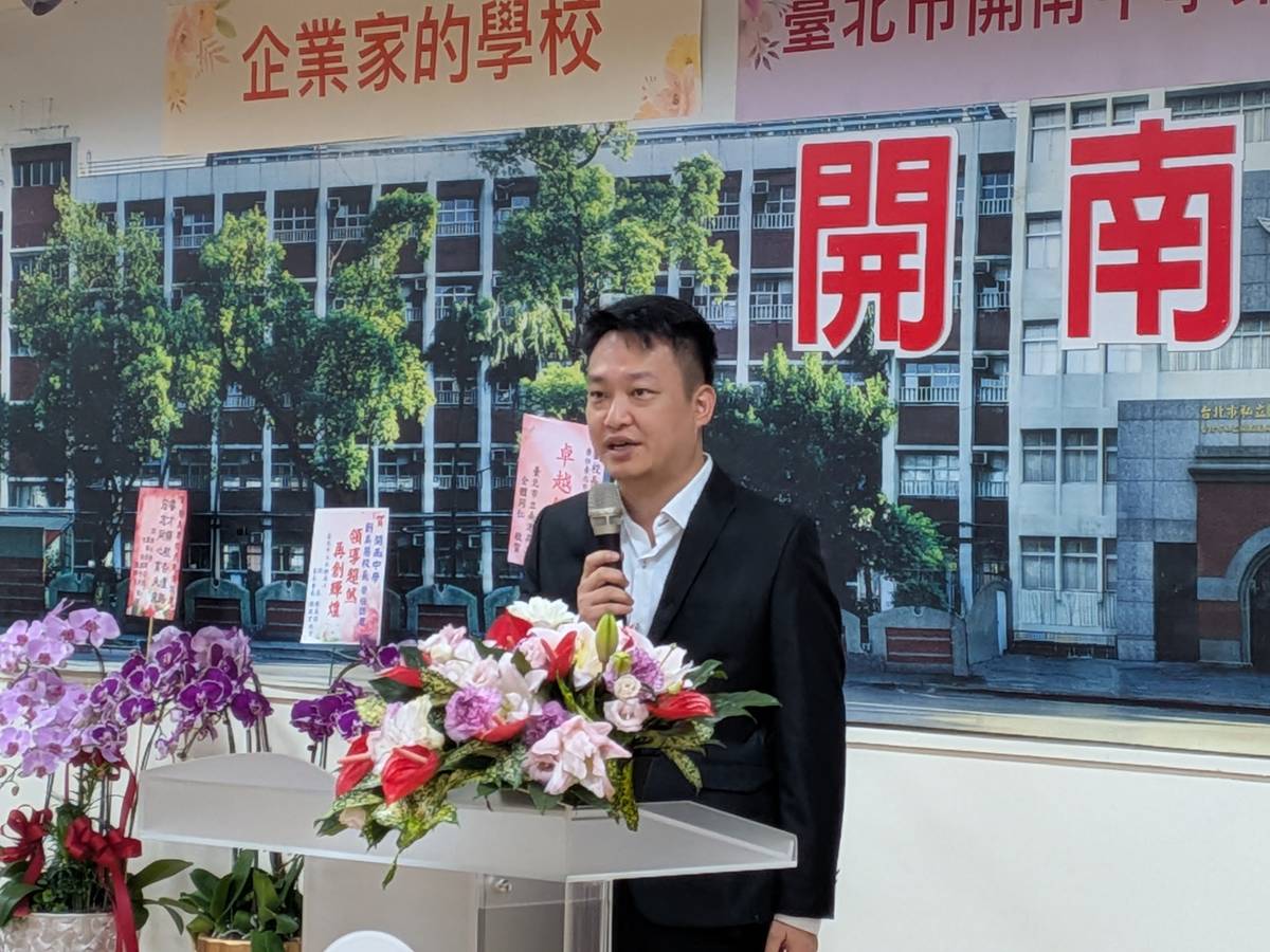 臺北市教育局技職科陳秉熙科長表示，劉美慧校長南港高工任內帶領師生創下無數佳績