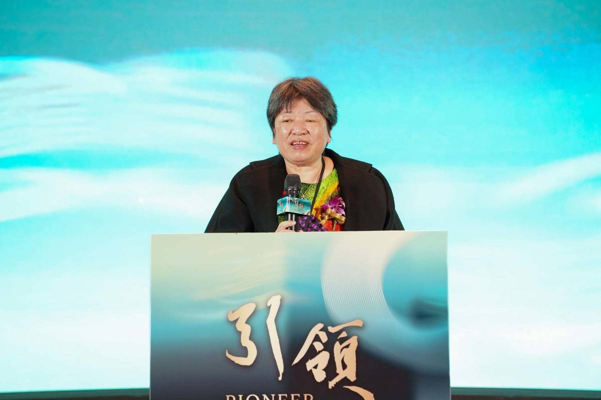 臺大林麗瓊教授在物理領域持續創新，並向社會宣傳女性科學家的優秀，獲得教育部國家講座主持人的殊榮。(教育部提供)