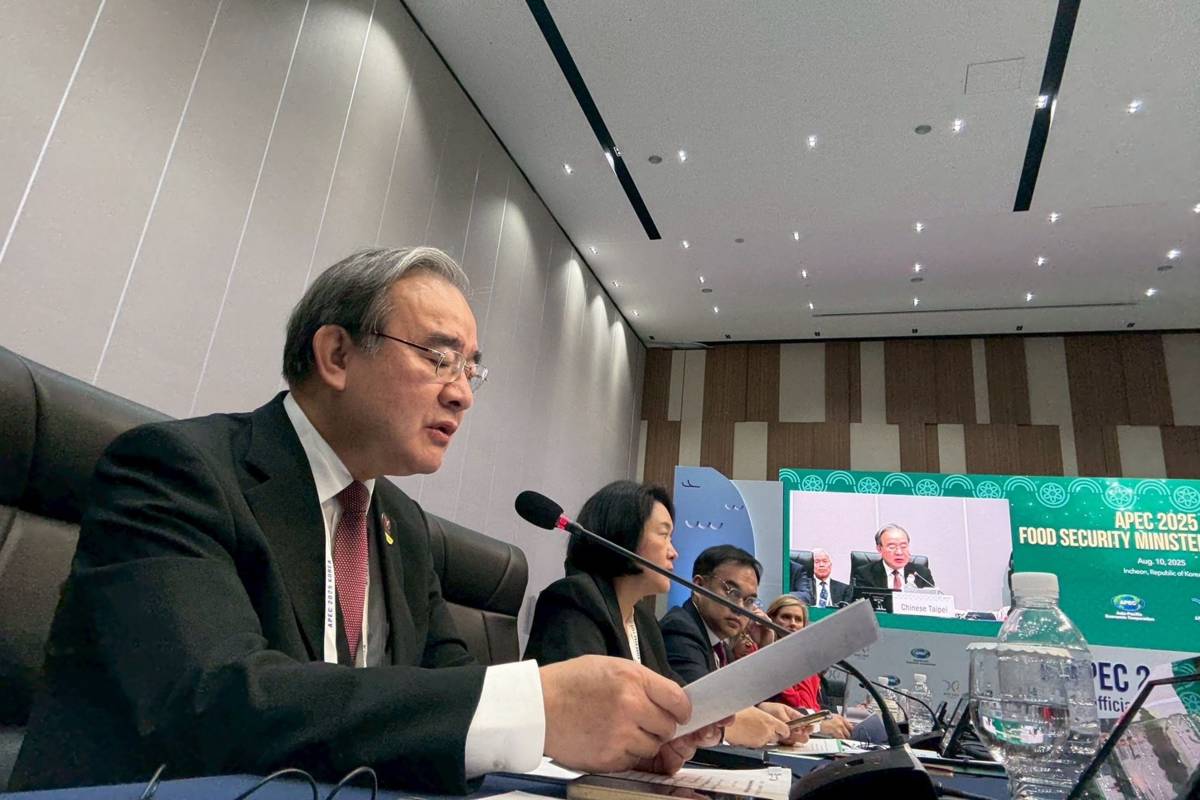 農業部胡忠一次長於2025 APEC 糧食安全部長會議，說明運用AI促進區域糧食安全