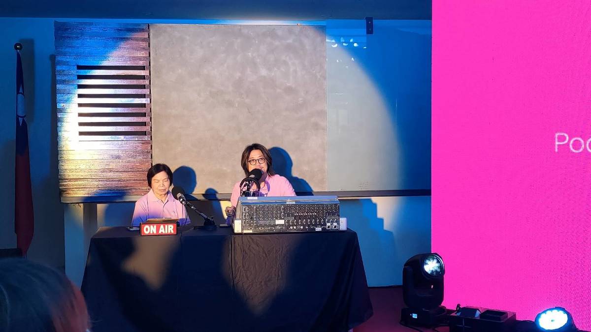 新竹縣竹東數位示範場域「天靈靈樂齡靈 Podcast」揭開記者會序幕