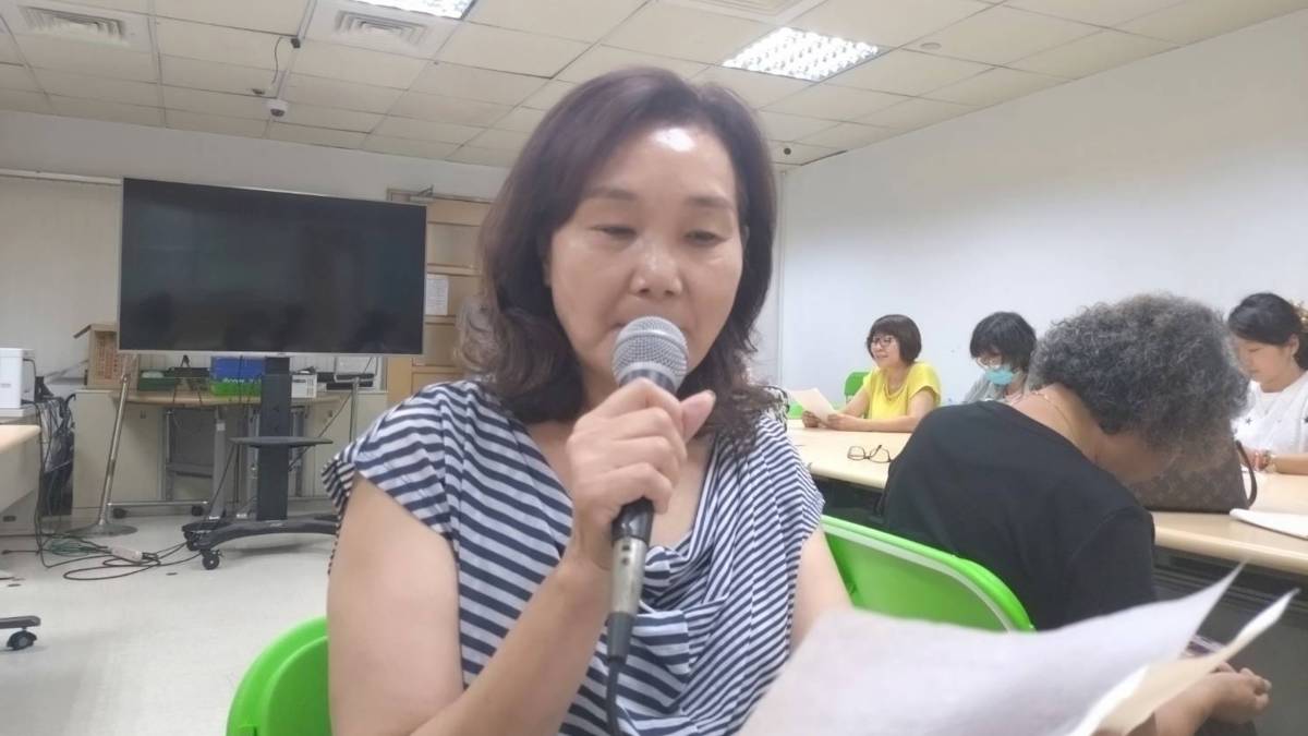 心樂齡學苑：官田樂齡中心 王金美 講師 談 ~ 樂齡學習中心服務心得