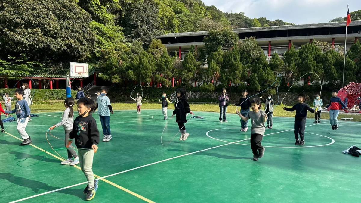 112學年度校園健康主播-佳作-臺北市北投區湖山國民小學-跳繩日