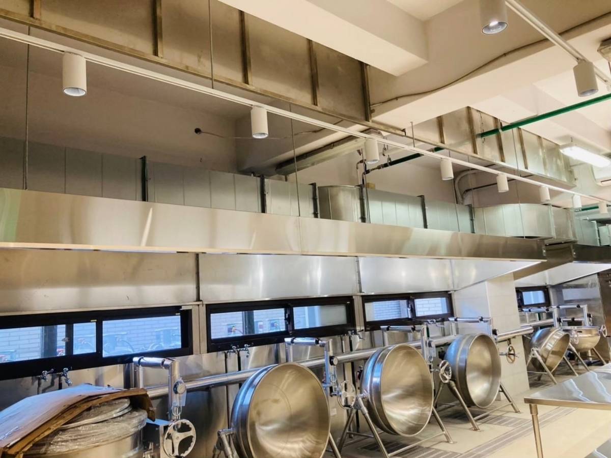 基隆第二間午餐廚房轉公辦民營 讓教師專注教學