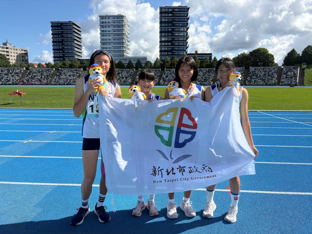 2025 ICG國際少年運動會_左起楊巧詣、王宥涵、徐靖閔、林子婕，田徑女子4X100公尺接力金牌