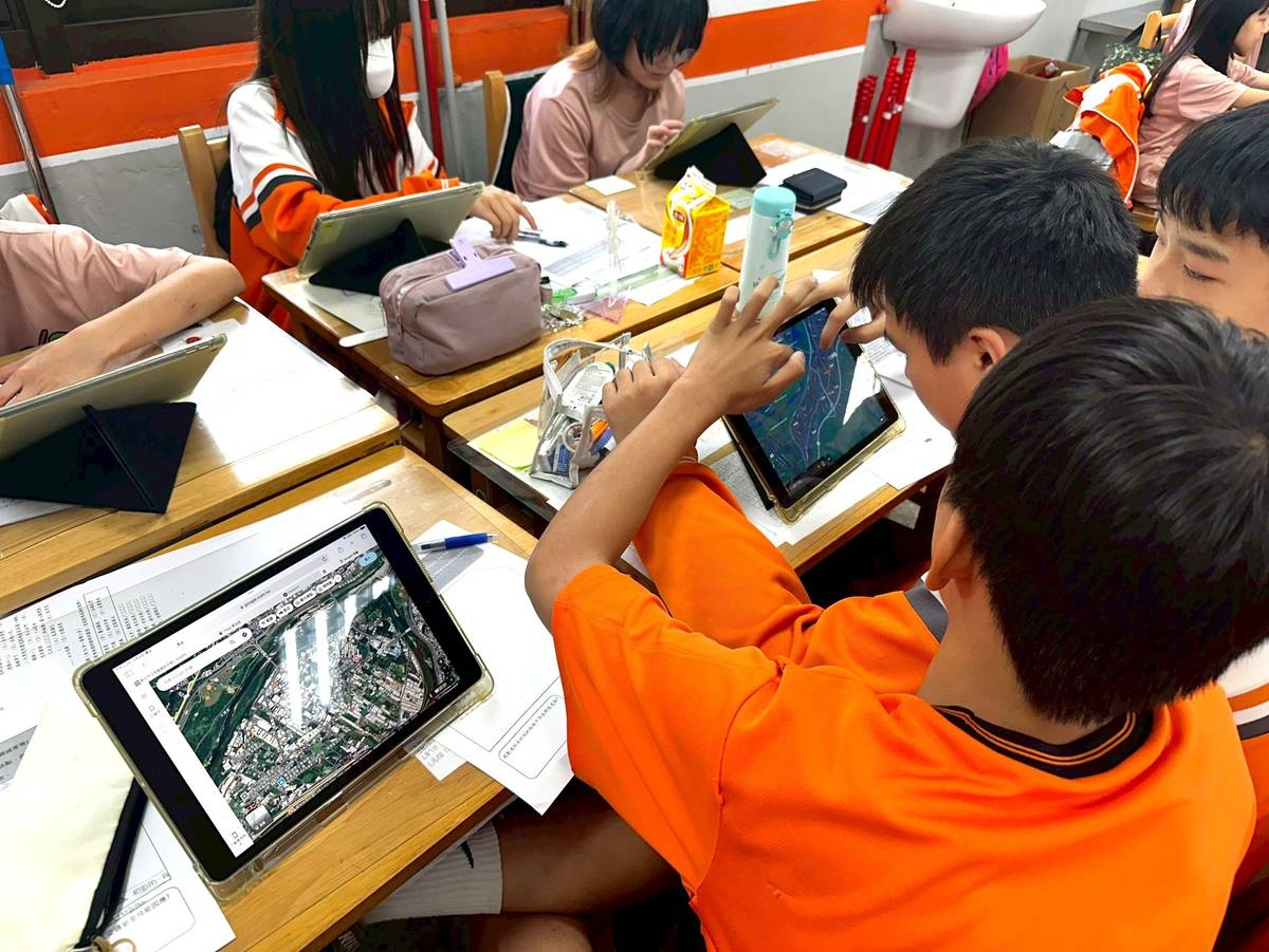 柑園國中融入數位資源繪製上學圖
