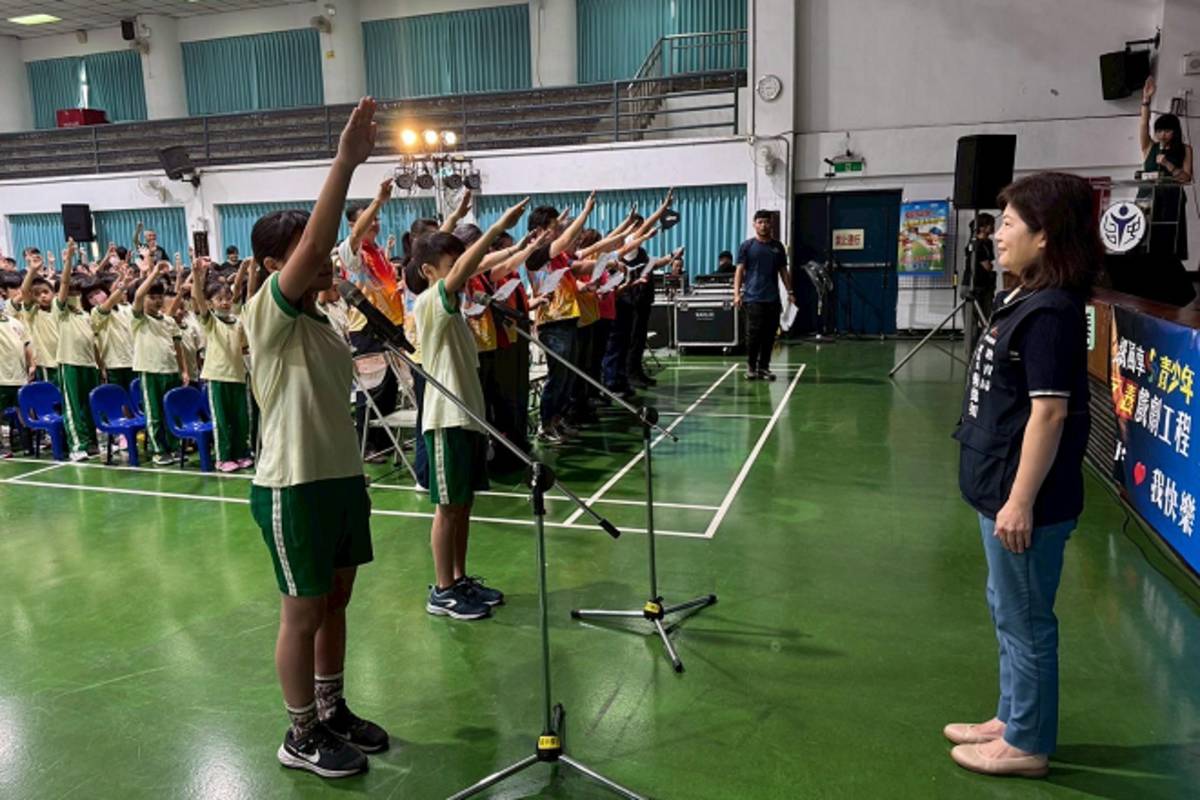 學生代表友善校園大誓師