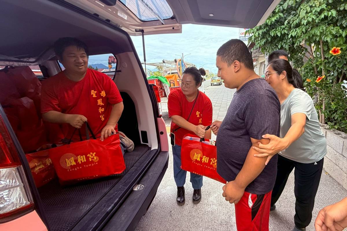 臺東記協連結鳳和宮，將資源送到需要者的手上。