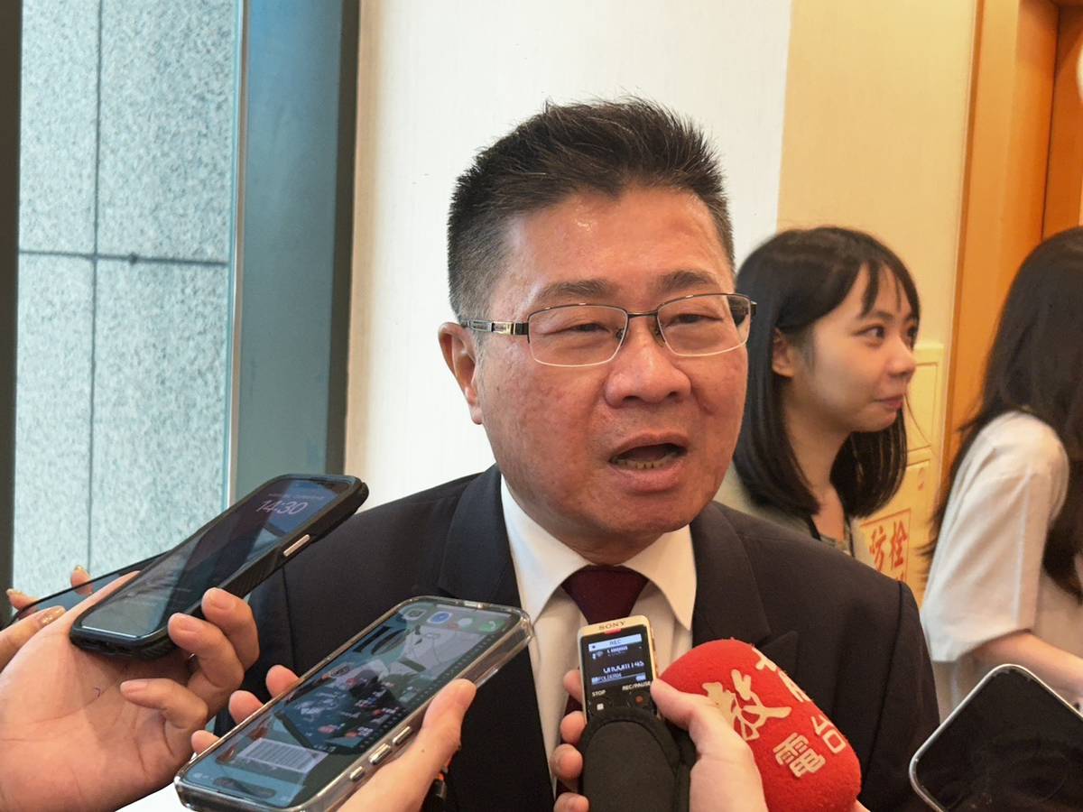 衛福部次長呂建德表示，這些第一線人員堅守崗位，正是支持總統賴清德推動長照政策、社會希望工程及社會安全網等重要政策的基石