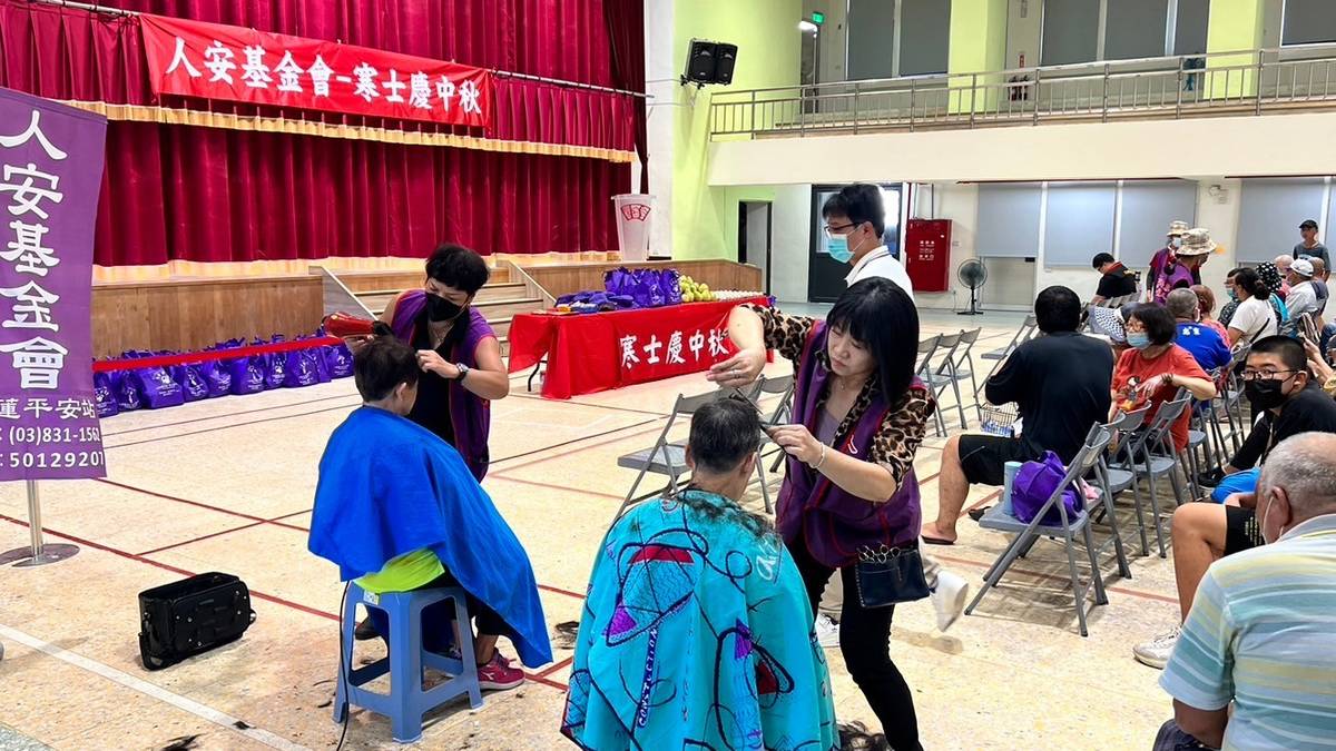 人安中秋常年活動2
