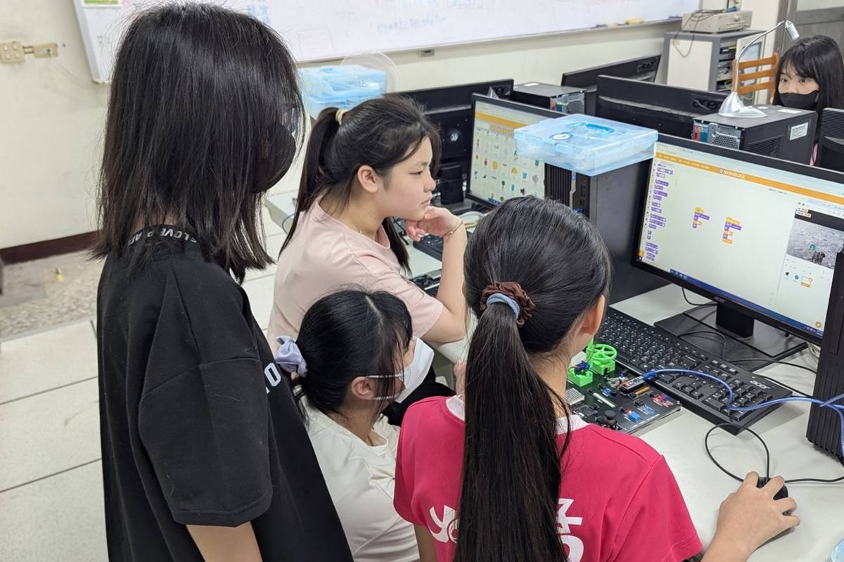 透過同儕合作學習與實作操作，激發學習動機與解決問題的能力。