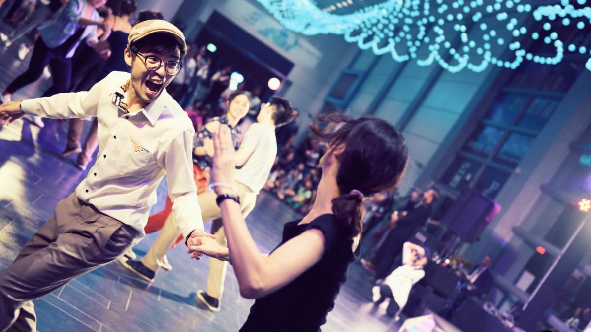 圖4-2 端端主持之教育電台心動時刻節目專訪Wade | 林漢威
SwingTaiwan 社交舞與搖擺舞學校  創辦人 