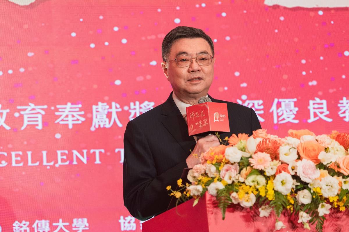 行政院院長卓榮泰感謝在座老師的用心奉獻。