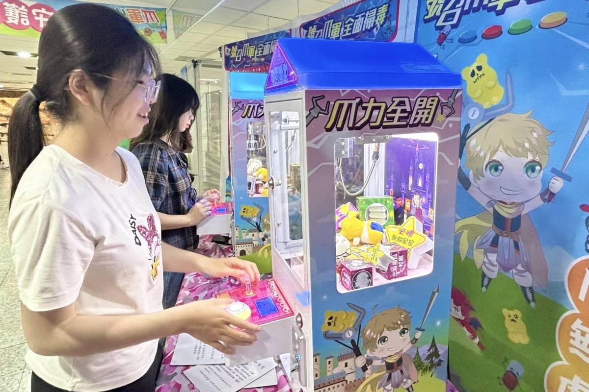 將反毒教育深入年輕族群 高市教育局獲績優行政單位肯定.jpg