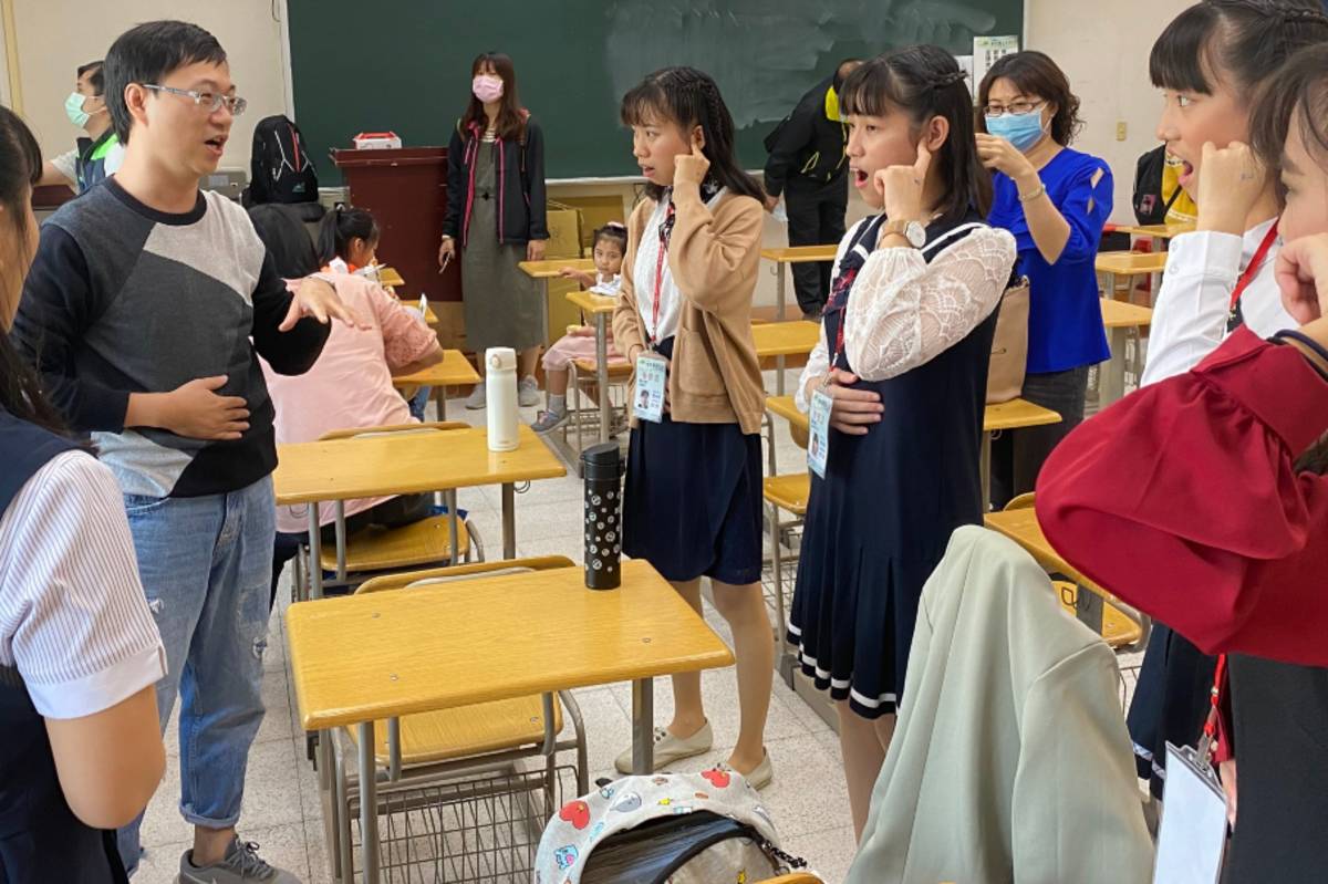 張萬春指導雲林縣代表隊，參加全國語文競賽國語演說項目