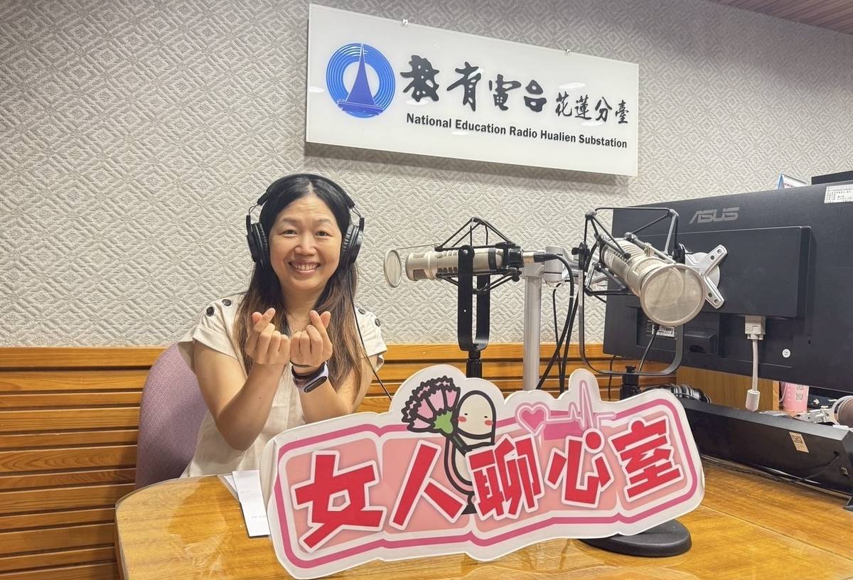 來賓：李佳盈