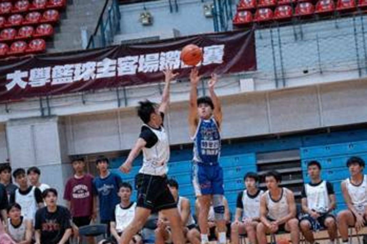 臺科大率先於9月25日與地主臺大交手，為北區B組賽事揭開序幕，最終臺科大以比數88：84拿下首勝