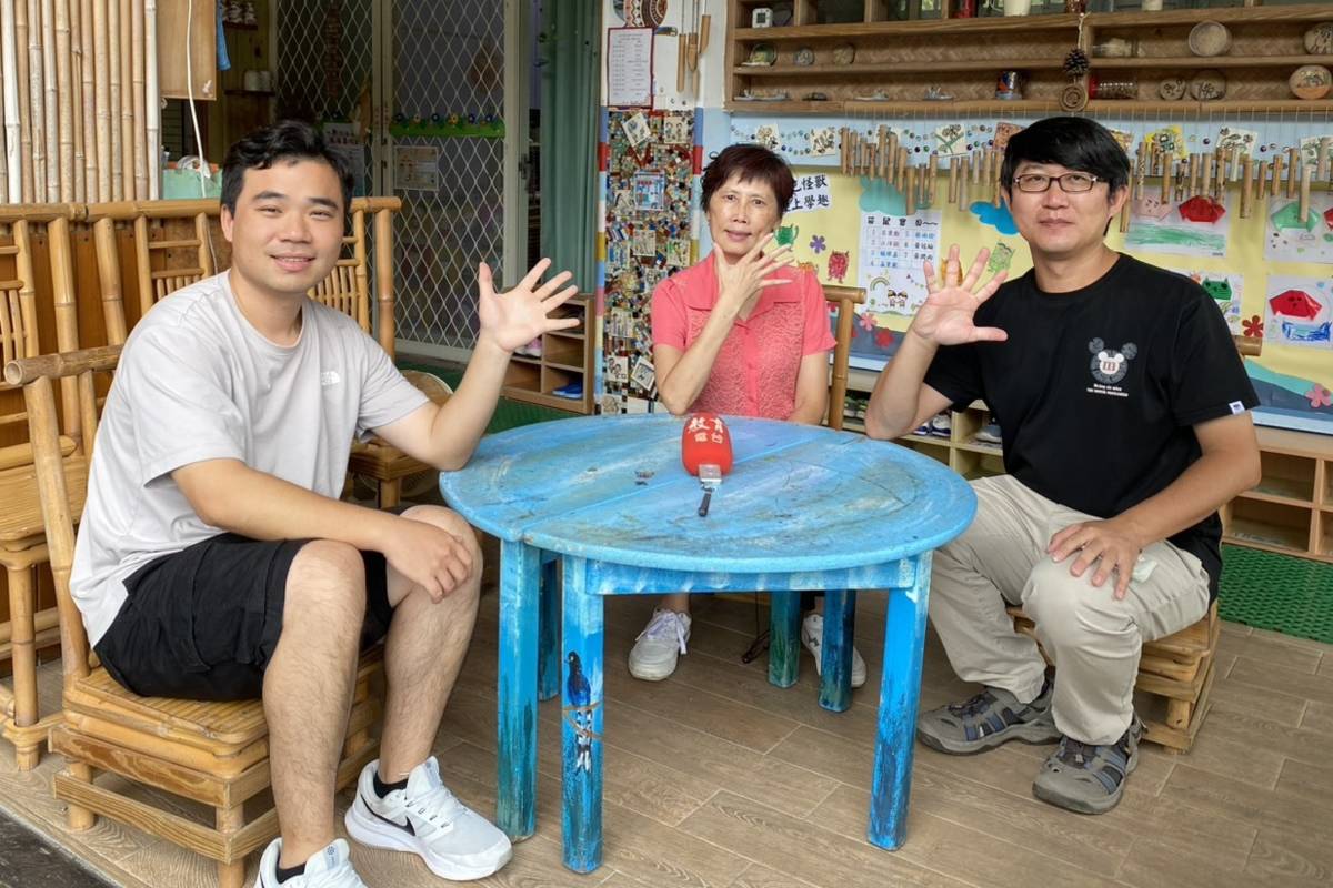 透過五寮國小的經驗，說明科技教育對山區小校雖有挑戰，但同時展現獨特的教育價值。(記者蘇瑞雯拍攝)