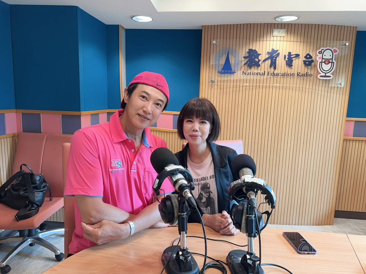 「漁山自家漁船海鮮」老闆娘黃小莉，分享她從大陸來到新北萬里野柳落地生根的故事。