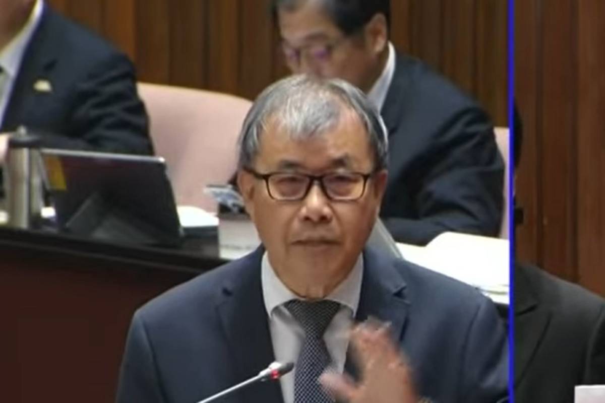教育部部長鄭英耀立院備詢 (照片取自國會頻道)