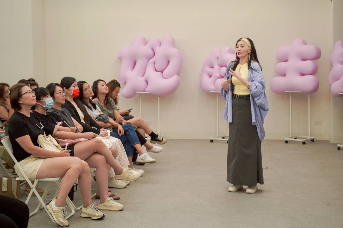 九粒Jolie帶領大家練習「覺察力、行動力、穩定力」，並以自身從低谷到高頻能量的轉變經驗，鼓勵參與者每天從10分鐘的小改變開始，累積持續成長的力量。