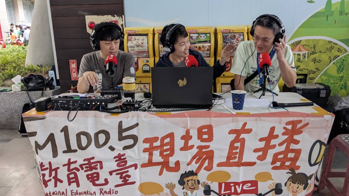 2025臺灣科普列車10週年臺東站不缺席-國科會科長魏智群(右1)