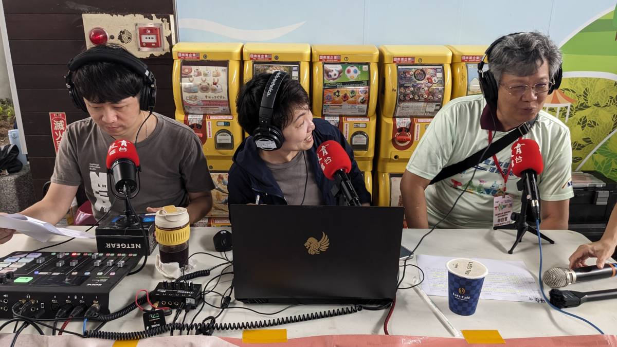 2025臺灣科普列車10週年臺東站不缺席-台東大學應用科學系教授林自奮右1)