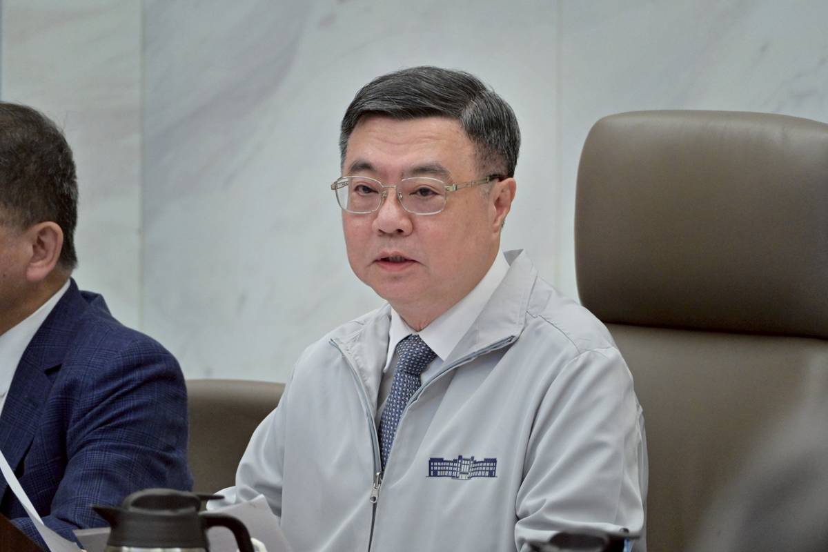 行政院院長卓榮泰主持會議。(行政院提供)