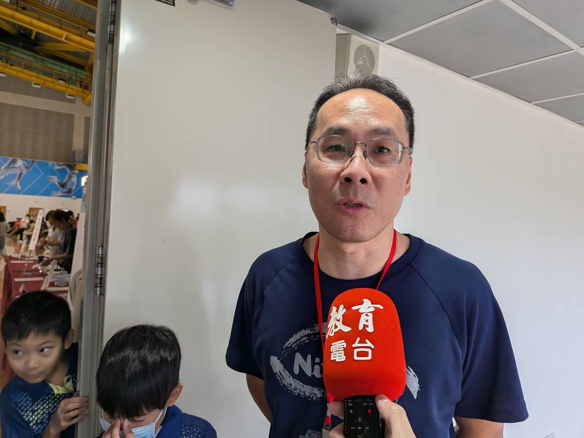 臺北市立圖書館館長洪世昌表示，「114年代間盃桌球賽」活動響應臺北市「2025運動之都」願景