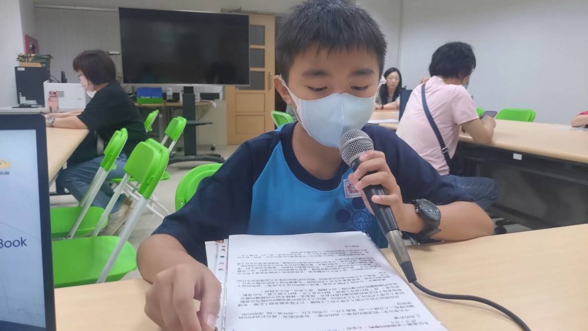 校園小主播：大光國小 劉燿嘉 同學 談 ~ 家鄉故事繪本



