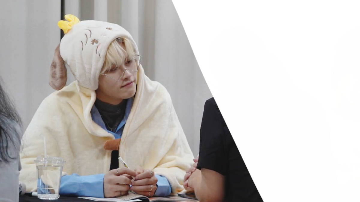 金魚參加SEVENTOEIGHT簽售會韓國場，與主擔美祥互動