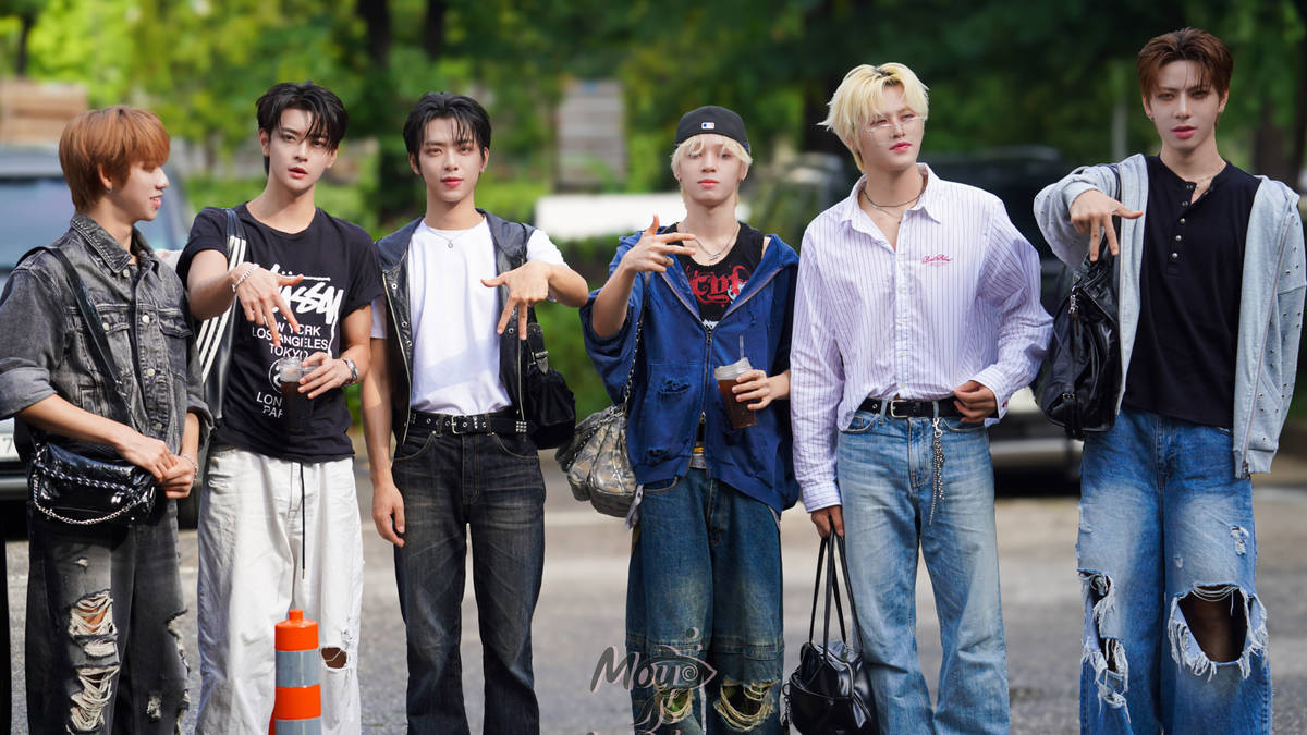 SEVENTOEIGHT於《Music Bank》上班路