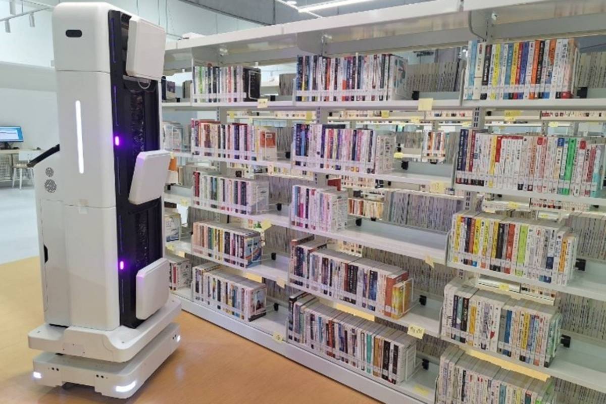 盤點機器人。(桃園市教育局提供)