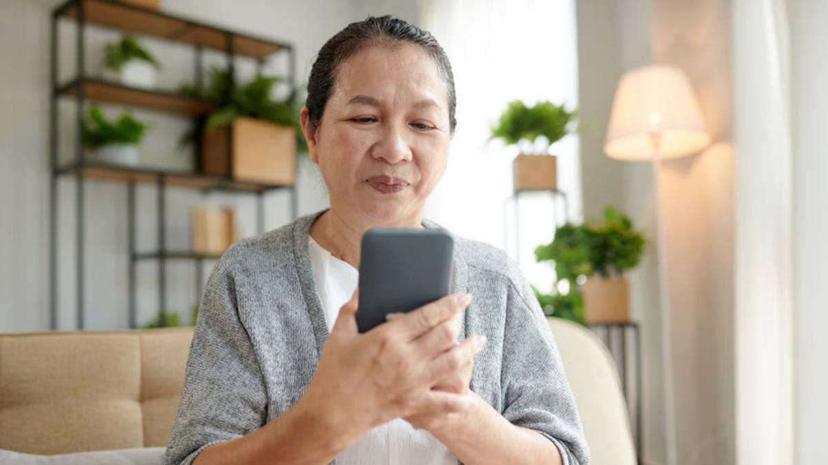 面對資訊爆炸的時代，長輩們最需要學習的是「防禦力」。