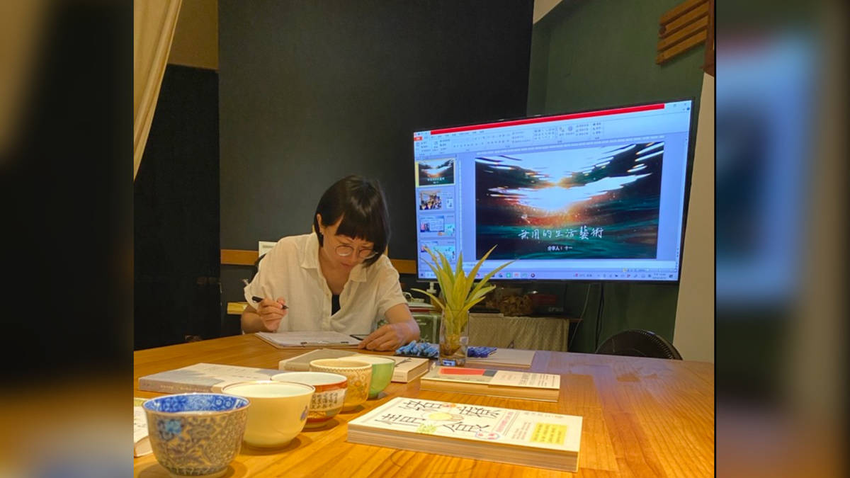 美，是把耕耘推向更遼闊的天空——專訪無用學堂主理人 鄭十一