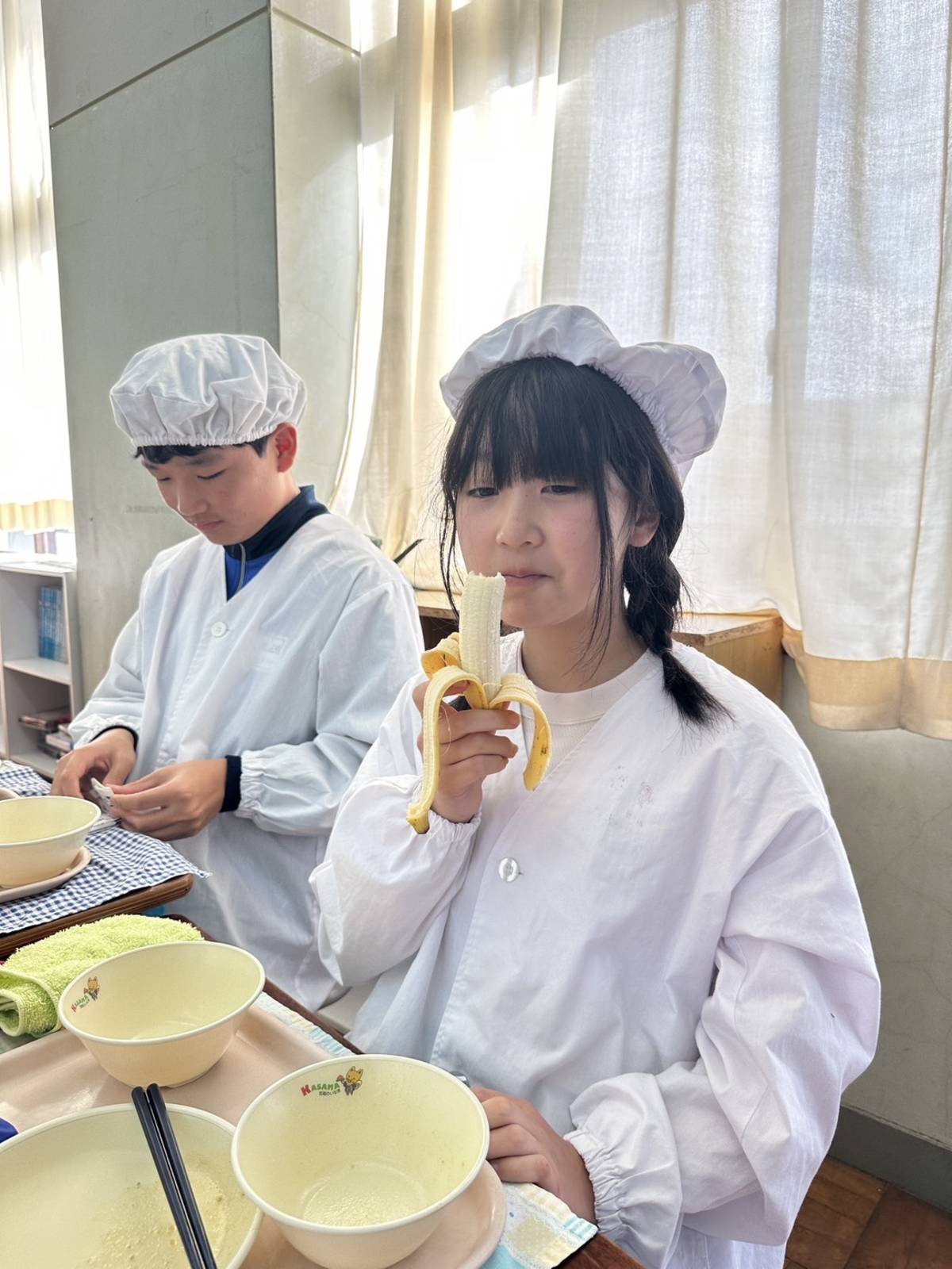 學童肯定臺灣香蕉的濃郁口感與香甜滋味(圖片/農業部提供)