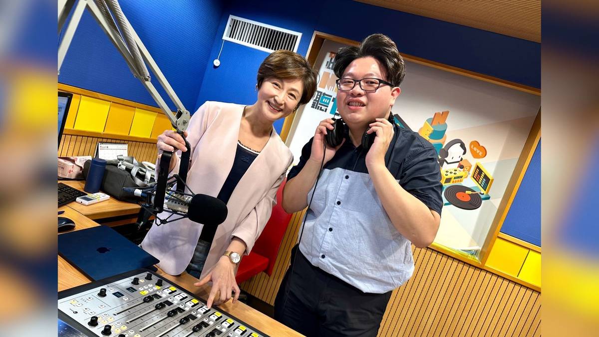 鄒熹學姐與吳秉勵。