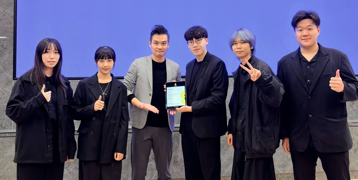 作品《載符載沉》參賽師生合影