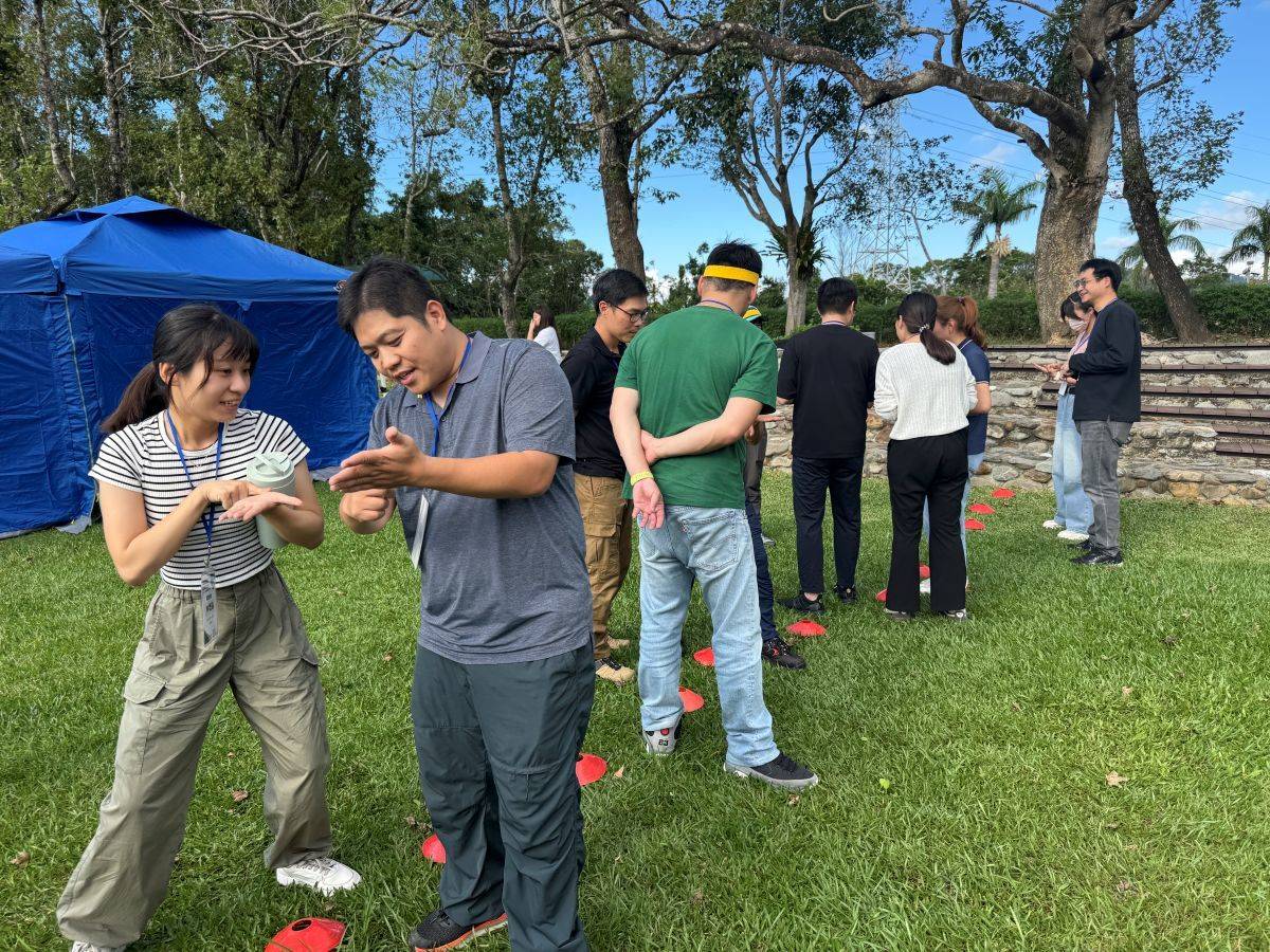 研討會也規劃了戶外體驗課程，讓教師親身體驗SEL五大核心能力