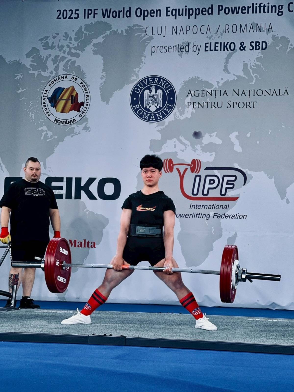 黃彥慈在女子57公斤級硬舉成功舉起192.5公斤，最後在總和項目以557.5公斤奪得金牌。(運動部提供)