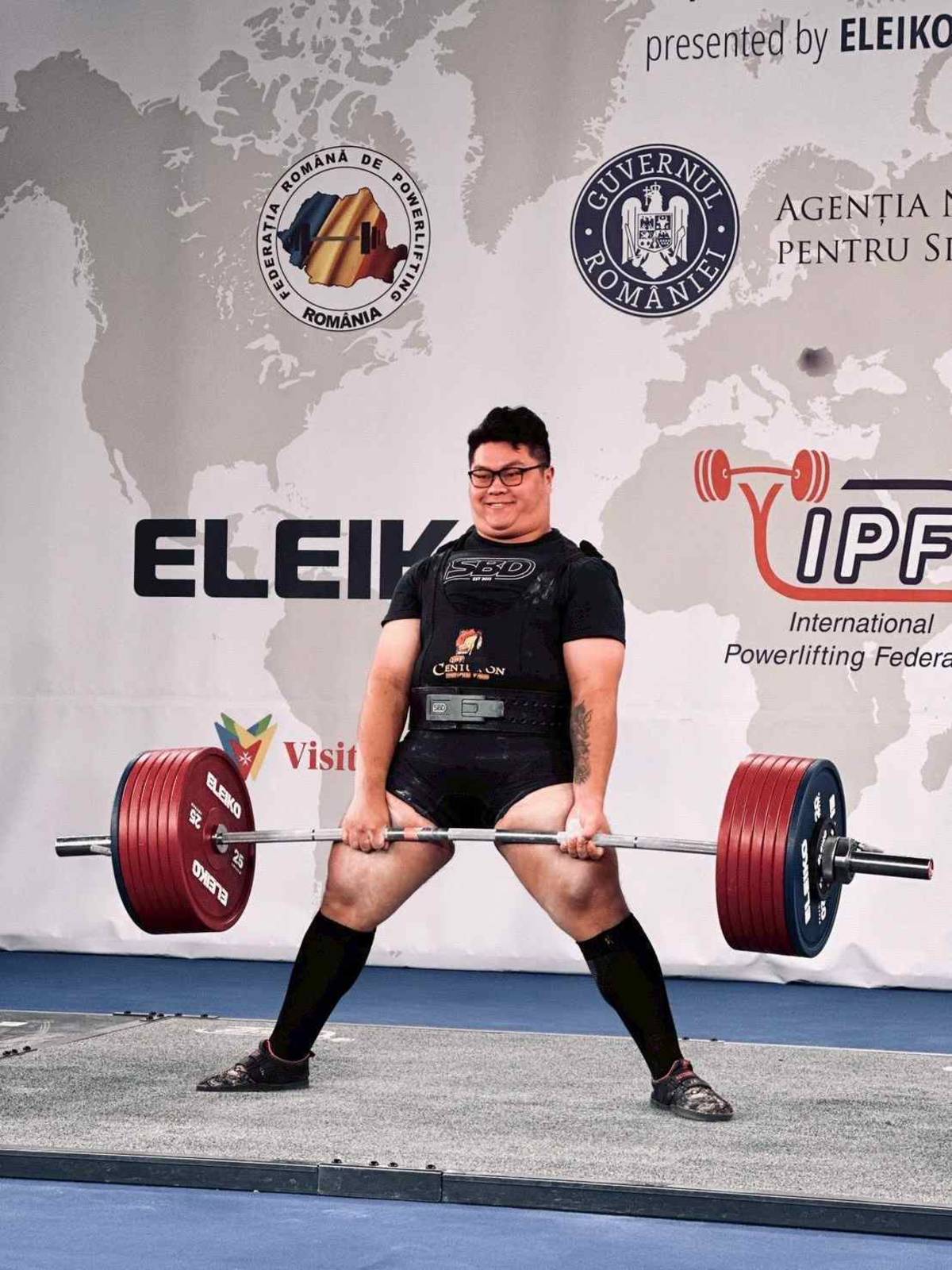 我國選手巫翊俅在硬舉項目以380公斤的優異成績，擊敗各國好手獲得金牌。(運動部提供)