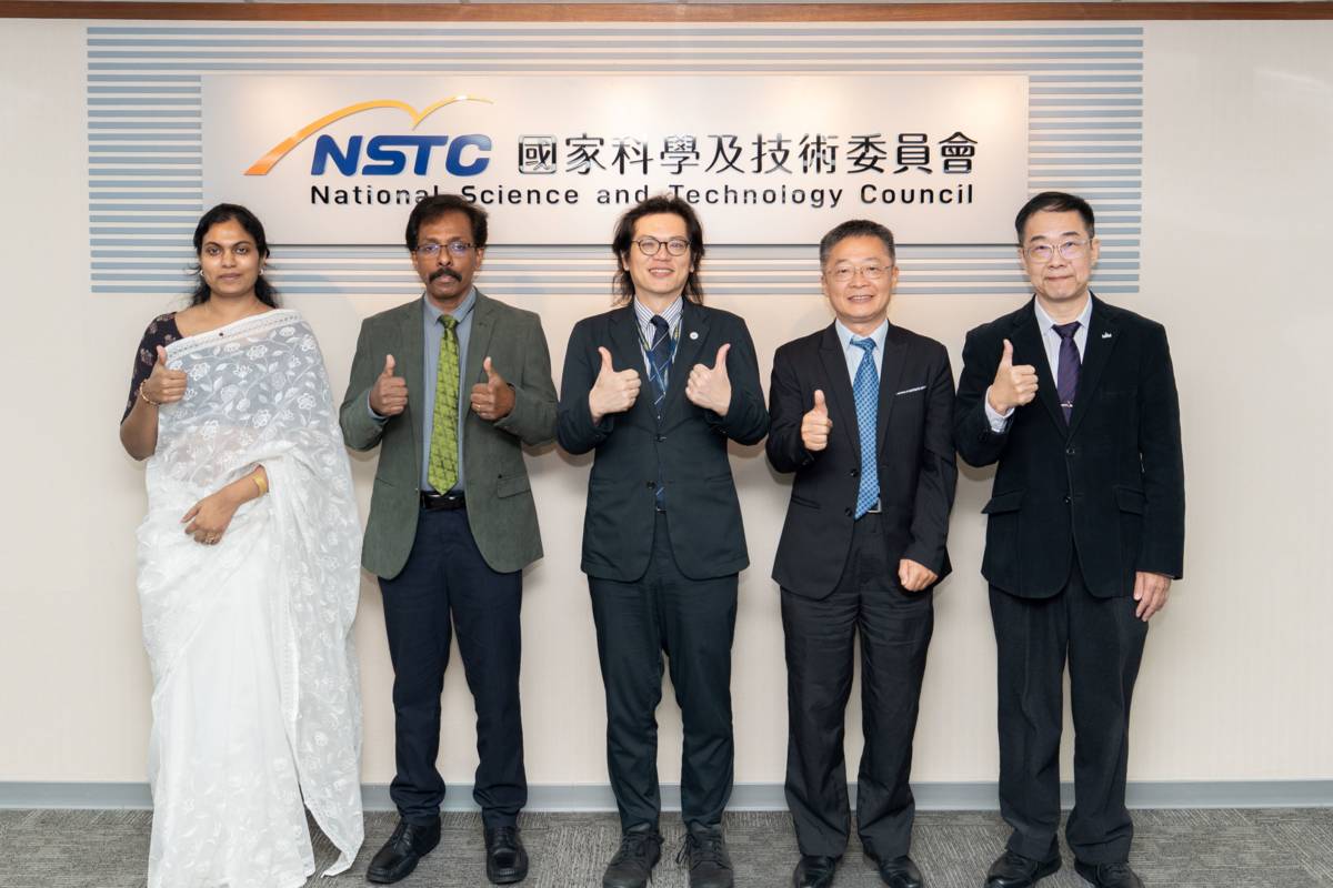 「第13屆臺印科技聯席會議」於11月17日在臺北召開，臺印雙方共同檢視執行中的科技合作計畫成果與遴選新年度合作研究計畫，並就彼此之科技政策進行交流。(國科會提供)