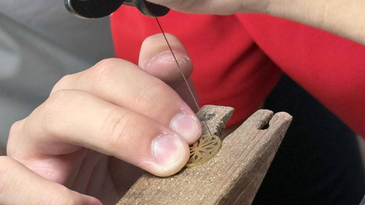 「鋸」是每天需長時間重覆練習的技法之一