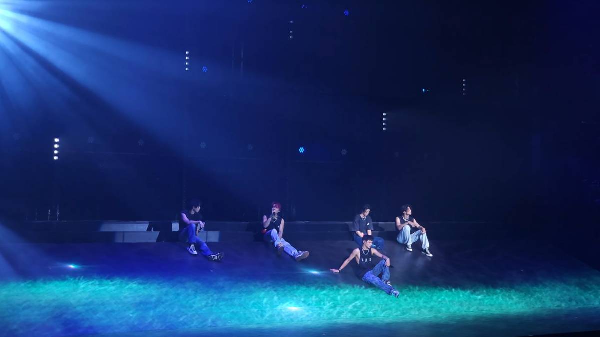 FEniX第一場大型售票演唱會《MBB》