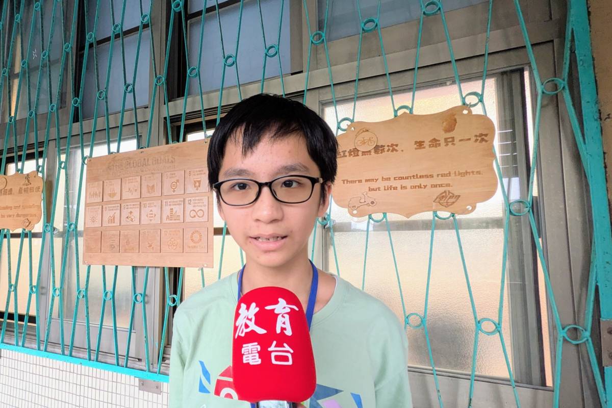 學生陳昶瑞表示，能獲得生態綠旗學校認證，對團隊是最大的肯定