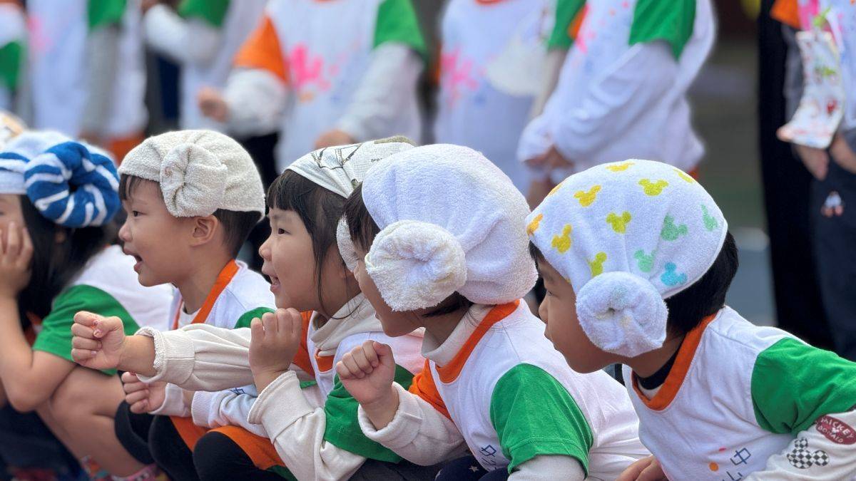 綿羊班運動員的小綿羊裝扮